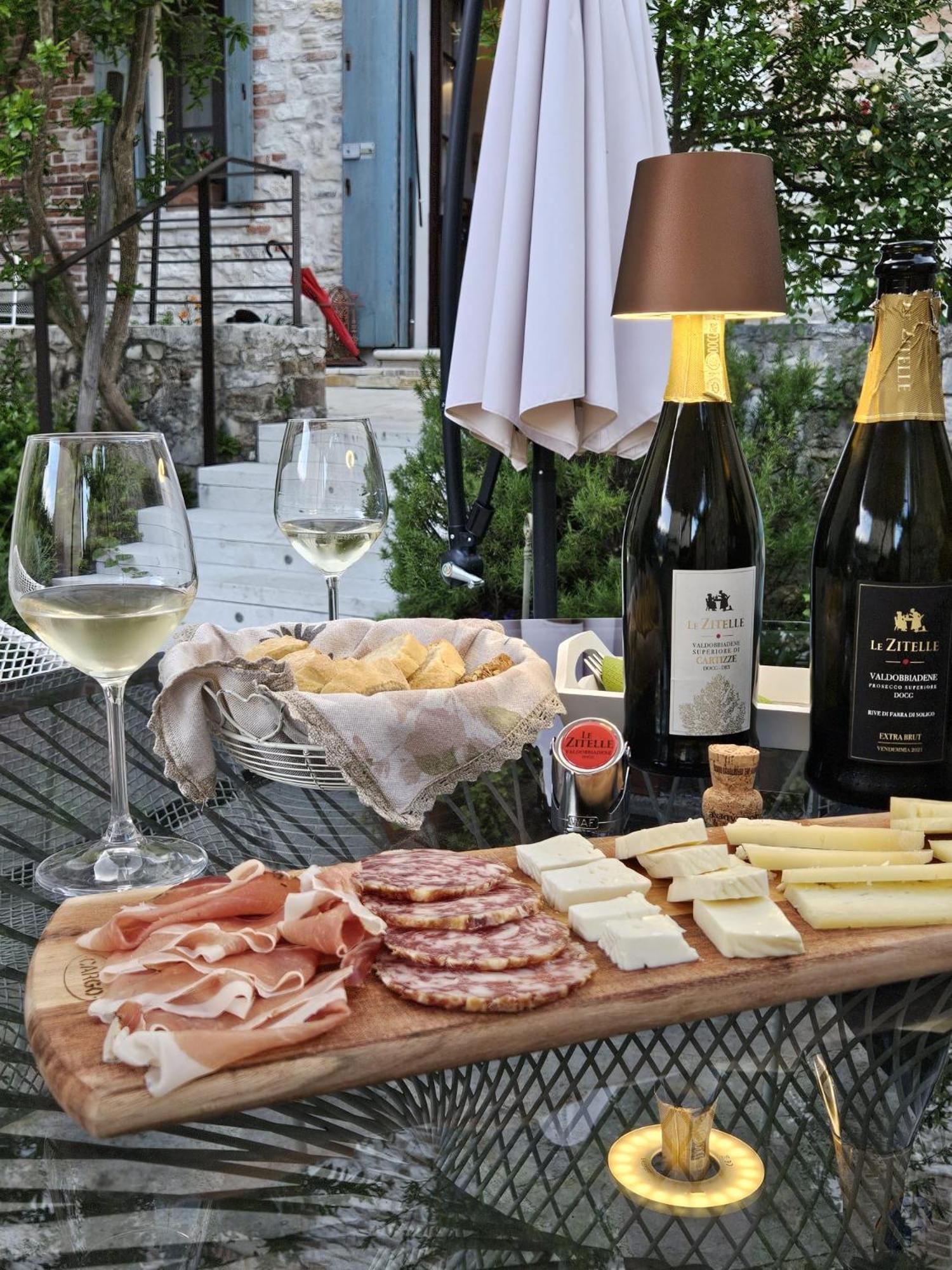 Le Zitelle Di Ron Bed & Breakfast Valdobbiadene Eksteriør bilde