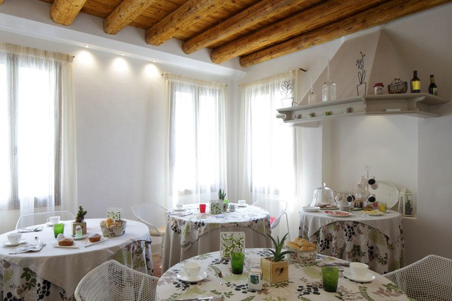Le Zitelle Di Ron Bed & Breakfast Valdobbiadene Eksteriør bilde